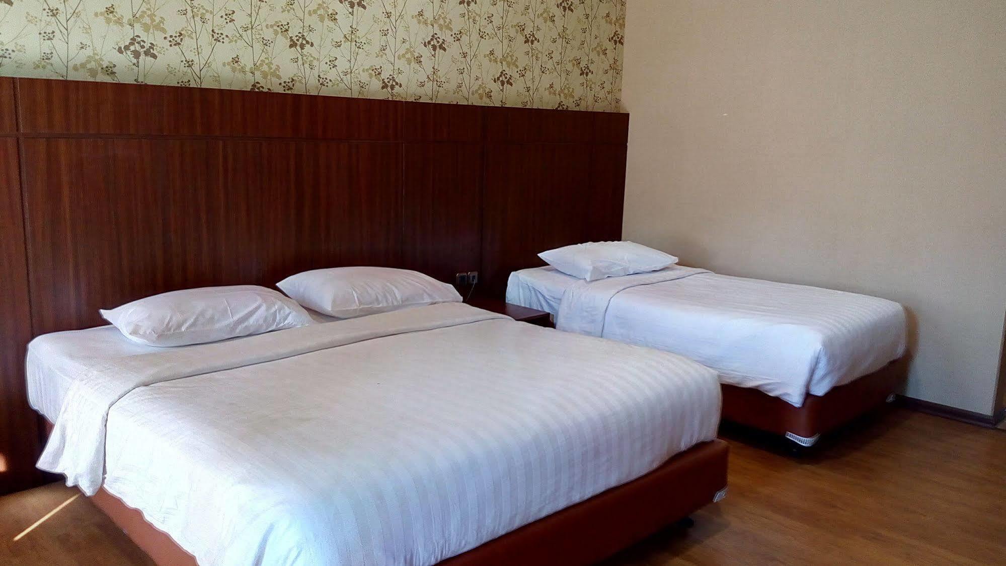 Hotel Selecta Бату Экстерьер фото