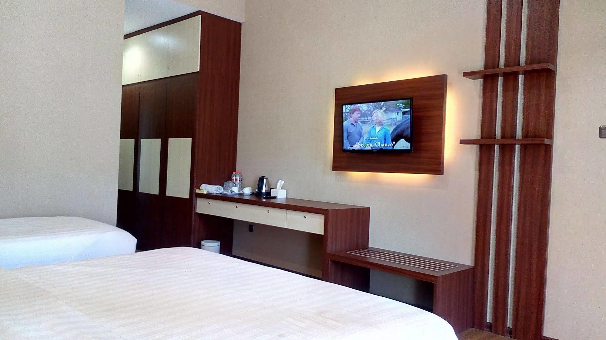 Hotel Selecta Бату Экстерьер фото