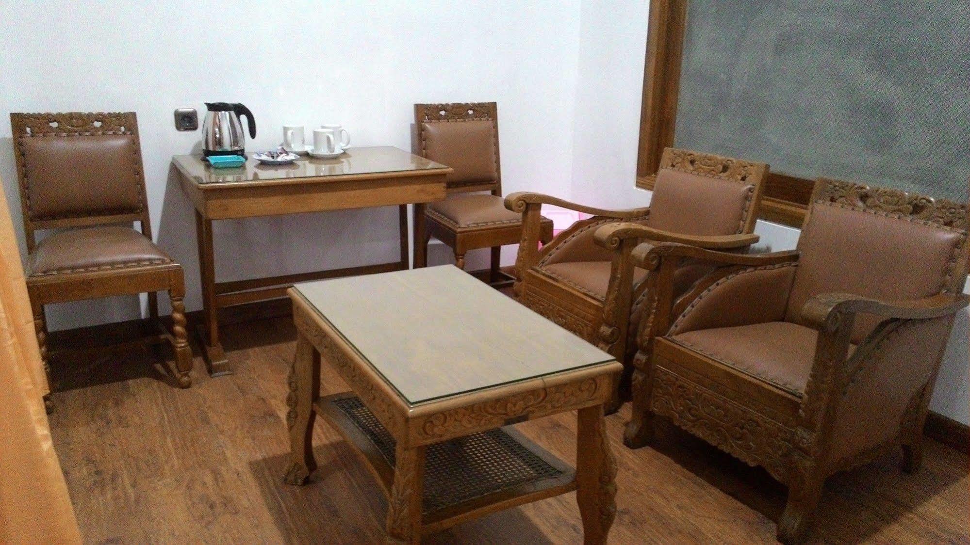 Hotel Selecta Бату Экстерьер фото
